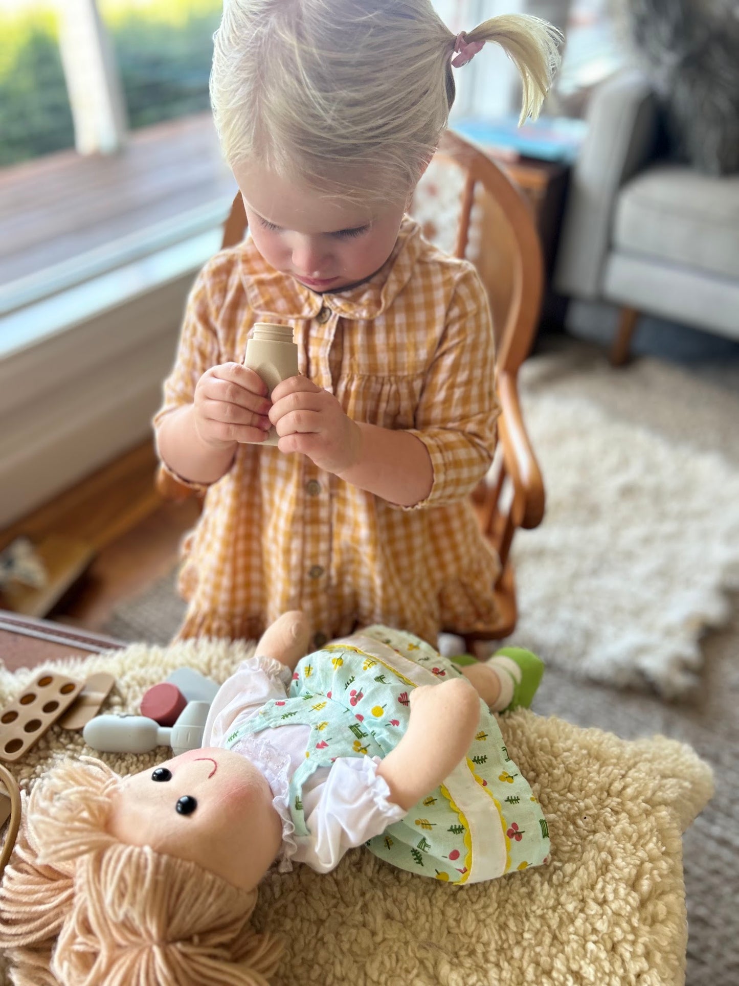 Children's medical play set